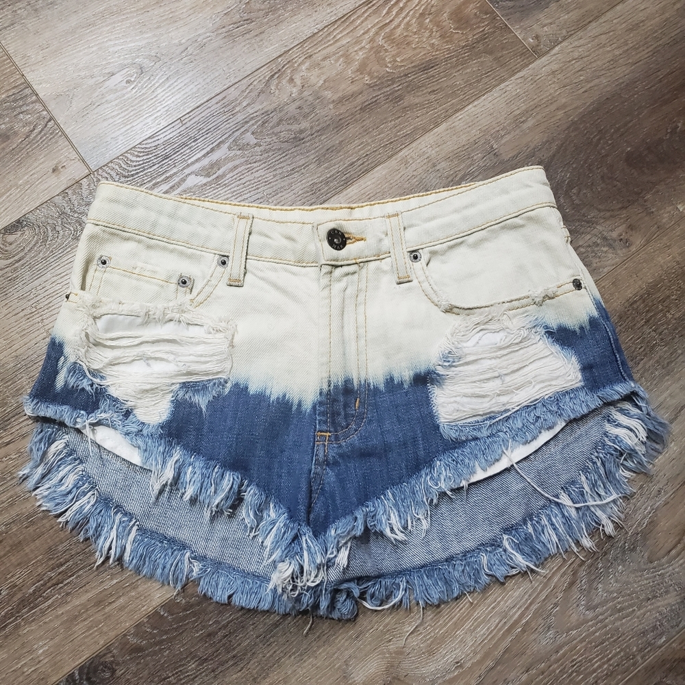 Carmar Two Tone Destroyed Jean Shorts